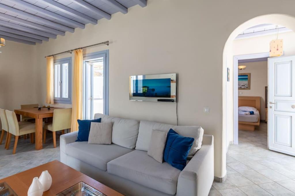 'Nepheli' Mykonean Suite Ornos  Exterior photo